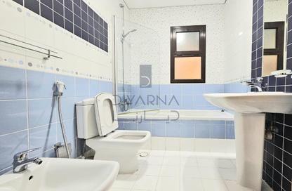 Apartment - 3 Bedrooms - 2 Bathrooms for rent in Sanabis - Manama - Capital Governorate Apartment - 3 Bedrooms - 2 Bathrooms for rent in Sanabis - Manama - Capital Governorate