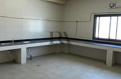 Staff Accommodation - Studio - 7+ Bathrooms for rent in Ras Zuwayed - Southern Governorate