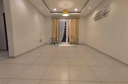 Apartment - 2 Bedrooms - 2 Bathrooms for rent in Hidd - Muharraq Governorate
