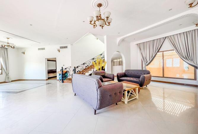 1002167 - Property Image 3