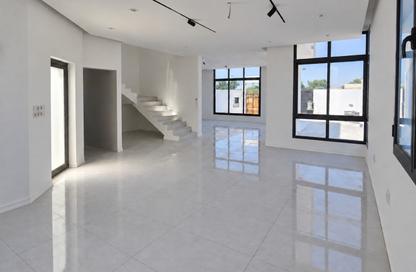 Villa - 2 - 3 for sale in Hamala - Northern Governorate