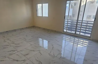 شقة - 2 غرف نوم - 3 حمامات للايجار في الحجيات - الرفاع - المحافظة الجنوبية