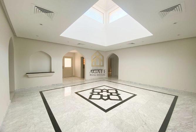 57093138 - Property Image 2