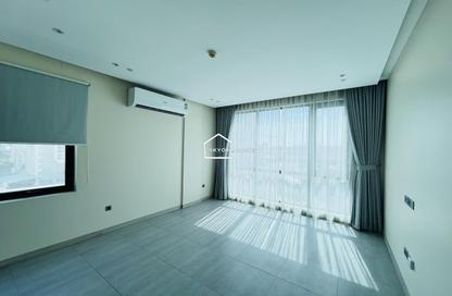 Apartment - 2 Bedrooms - 2 Bathrooms for rent in Janabiya - Northern Governorate