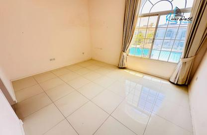 Villa - 4 Bedrooms - 4 Bathrooms for rent in Um Al Hasam - Manama - Capital Governorate