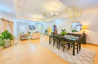 Apartment - 4 Bedrooms - 3 Bathrooms for rent in Al Juffair - Capital Governorate