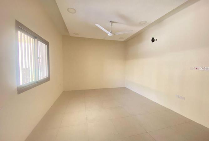 999008 - Property Image 3