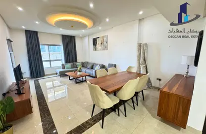 Apartment - 2 Bedrooms - 3 Bathrooms for rent in Al Juffair - Capital Governorate