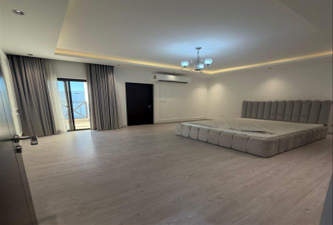 51352599 - Property Image 3