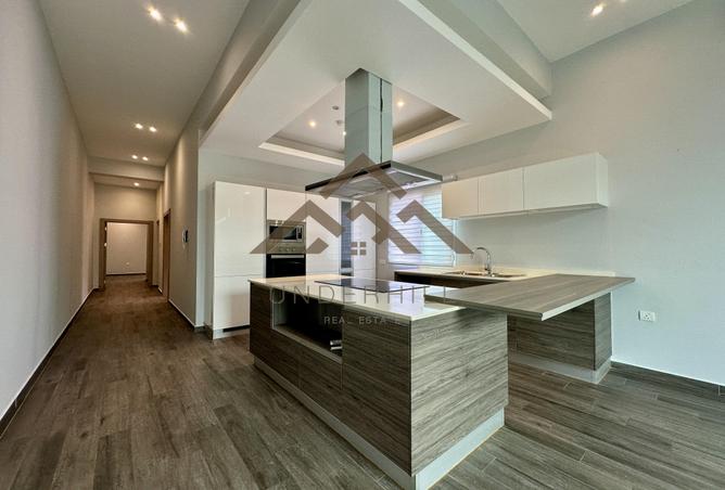 52327802 - Property Image 2