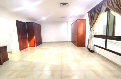 Apartment - 2 Bedrooms - 2 Bathrooms for rent in Hidd - Muharraq Governorate Apartment - 2 Bedrooms - 2 Bathrooms for rent in Hidd - Muharraq Governorate
