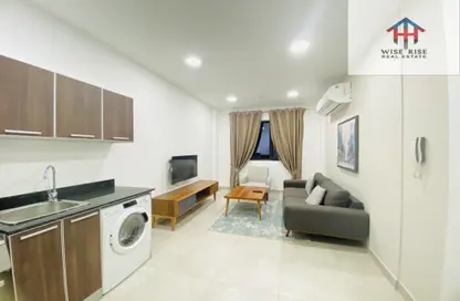 Apartment - 1 Bedroom - 1 Bathroom for rent in Segaya - Manama - Capital Governorate