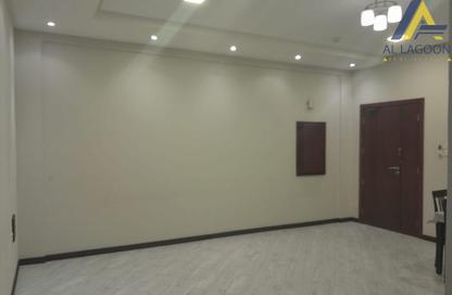 Apartment - 3 - 2 for rent in Saraya 2 - Bu Quwah - Northern Governorate Apartment - 3 - 2 for rent in Saraya 2 - Bu Quwah - Northern Governorate