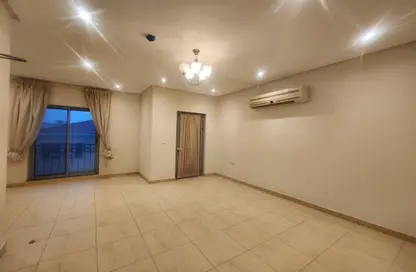 Apartment - 2 Bedrooms - 2 Bathrooms for rent in Saar - Northern Governorate