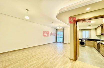 Apartment - 2 Bedrooms - 2 Bathrooms for rent in Mahooz - Manama - Capital Governorate