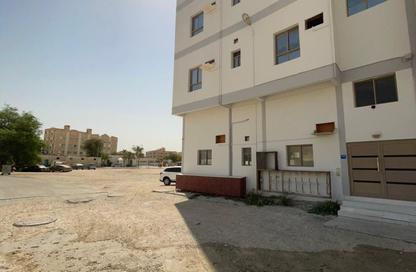Whole Building - 7+ Bedrooms - 7+ Bathrooms for rent in Riffa Al Sharqi - Riffa - Southern Governorate