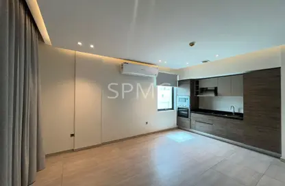 Apartment - 2 Bedrooms - 2 Bathrooms for rent in Janabiya - Northern Governorate