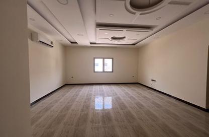 Apartment - 3 Bedrooms - 3 Bathrooms for sale in Hidd - Muharraq Governorate