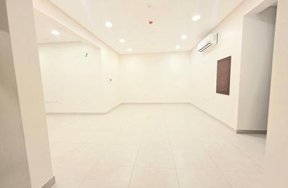 Apartment - 2 - 3 for rent in Sanad - Central Governorate