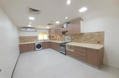 Apartment - 3 Bedrooms - 2 Bathrooms for rent in Tubli - Central Governorate