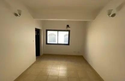 Apartment - 2 Bedrooms - 2 Bathrooms for rent in Al Bahair - Riffa - Southern Governorate