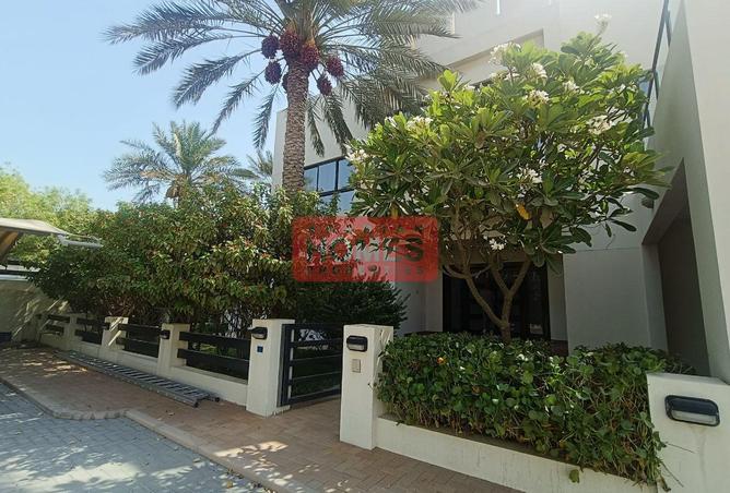 52381589 - Property Main Image