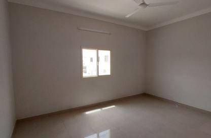 Apartment - 3 Bedrooms - 2 Bathrooms for rent in Tubli - Central Governorate