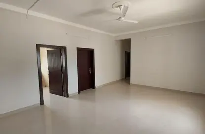 Apartment - 3 Bedrooms - 2 Bathrooms for rent in Tubli - Central Governorate
