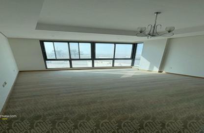 Apartment - 2 Bedrooms - 2 Bathrooms for sale in Durrat Al Bahrain - Southern Governorate