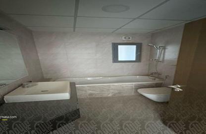 Apartment - 2 Bedrooms - 2 Bathrooms for sale in Durrat Al Bahrain - Southern Governorate