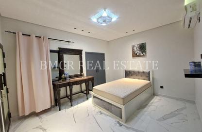 Apartment - Studio - 1 Bathroom for rent in Gudaibiya - Manama - Capital Governorate