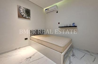 Apartment - Studio - 1 Bathroom for rent in Gudaibiya - Manama - Capital Governorate