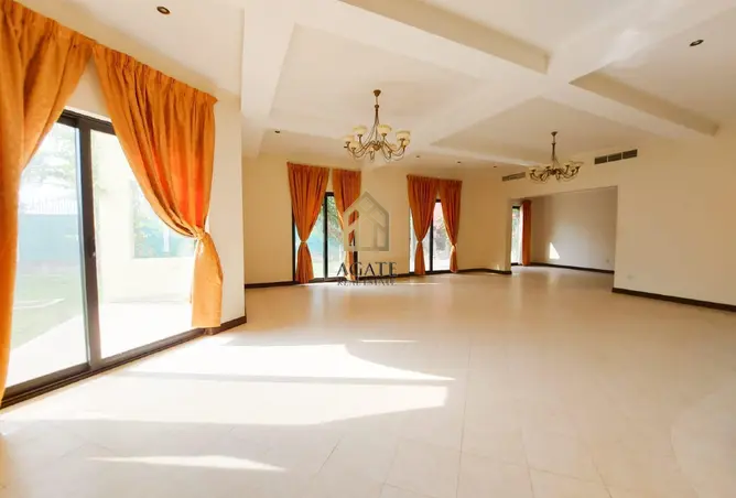 56579228 - Property Image 3