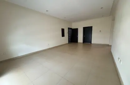 Apartment - 2 Bedrooms - 3 Bathrooms for rent in Janabiya - Northern Governorate