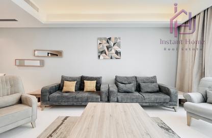 Apartment - 2 Bedrooms - 3 Bathrooms for rent in Al Juffair - Capital Governorate