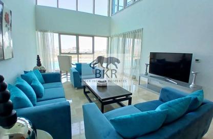 Duplex - 4 Bedrooms - 4 Bathrooms for rent in Reef Island - Capital Governorate