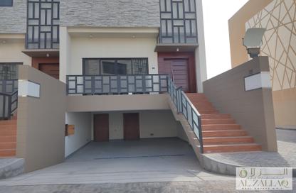 Villa - 3 Bedrooms - 6 Bathrooms for rent in Zallaq - Southern Governorate
