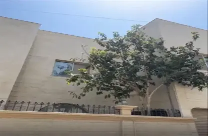 فيلا - 8 حمامات للبيع في عراد - المحرق