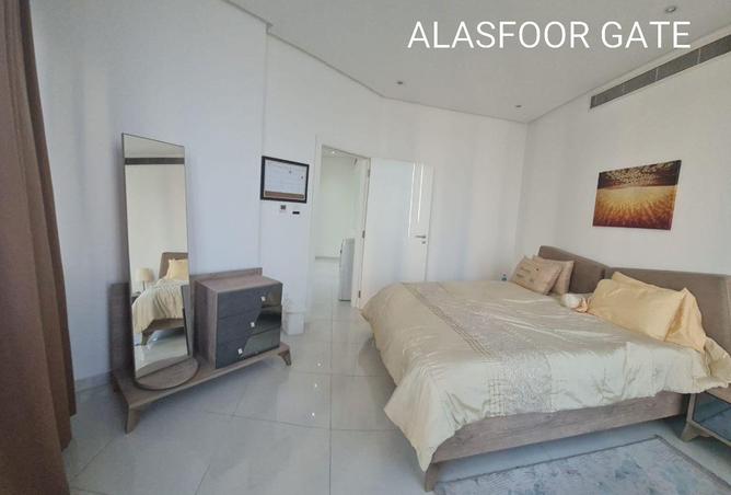 1002505 - Property Image 2