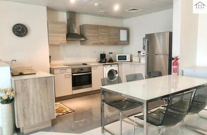 Apartment - 2 Bedrooms - 2 Bathrooms for rent in Al Juffair - Capital Governorate