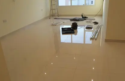 شقة - 3 غرف نوم - 2 حمامات للبيع في سار - المحافظة الشمالية