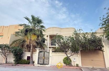 Villa - 4 Bedrooms - 5 Bathrooms for sale in Janabiya - Northern Governorate Villa - 4 Bedrooms - 5 Bathrooms for sale in Janabiya - Northern Governorate