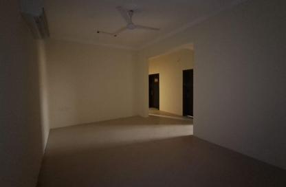 Apartment - 3 Bedrooms - 2 Bathrooms for rent in Alhajiyat - Riffa - Southern Governorate