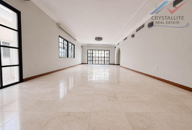 57093991 - Property Image 2