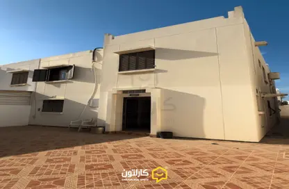 Villa - 5 Bedrooms - 4 Bathrooms for sale in Hamad Town - Northern Governorate