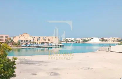 Villa - 4 Bedrooms - 5 Bathrooms for rent in Amwaj Avenue - Amwaj Islands - Muharraq Governorate