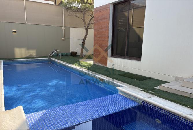 53322531 - Property Image 3