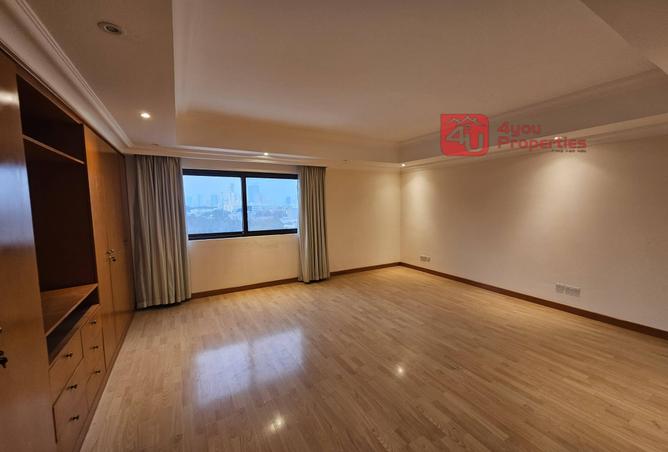 995437 - Property Image 3