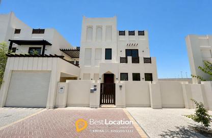 Villa - 5 Bedrooms - 4 Bathrooms for rent in Al Noor - Diyar Al Muharraq - Muharraq Governorate