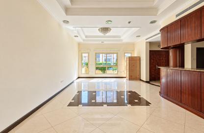 Villa - 4 - 4 for rent in Saar - Northern Governorate